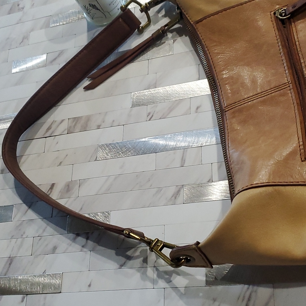 The Sak brown leather purse - Picture 5 of 16